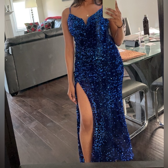 PROM DRESS / EVENT DRESS - Picture 3 of 3